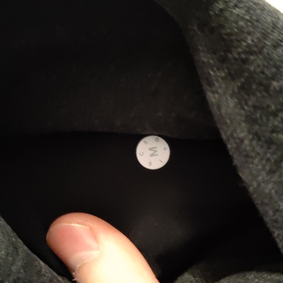 Lululemon stratum hoodie - Picture 4 of 5